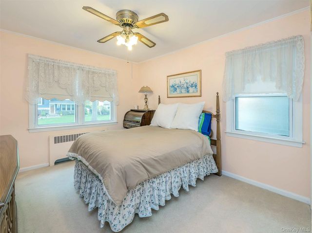 38 Pell Terrace, Garden City, NY 11530