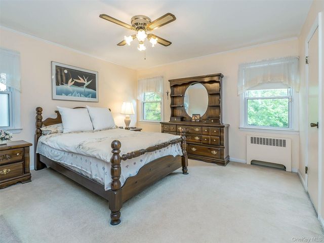 38 Pell Terrace, Garden City, NY 11530