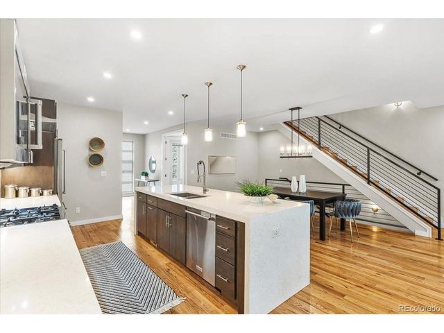 2930 S Lincoln St, Englewood, CO 80113