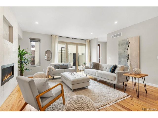 2930 S Lincoln St, Englewood, CO 80113