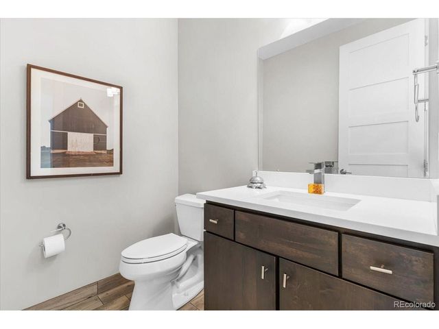 2930 S Lincoln St, Englewood, CO 80113