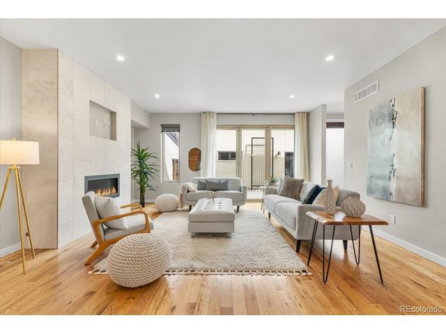 2930 S Lincoln St, Englewood, CO 80113