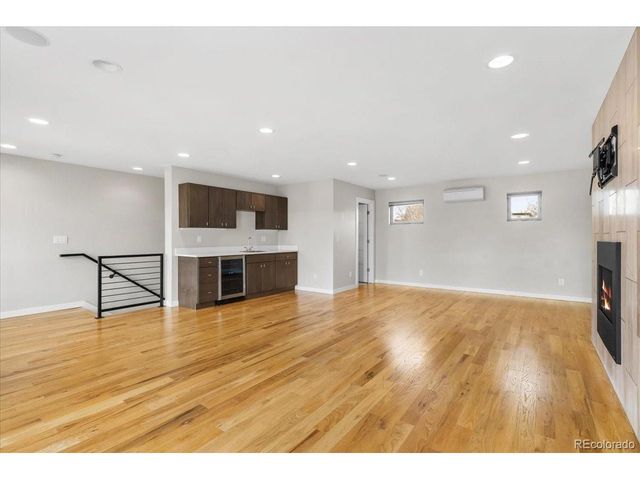 2930 S Lincoln St, Englewood, CO 80113