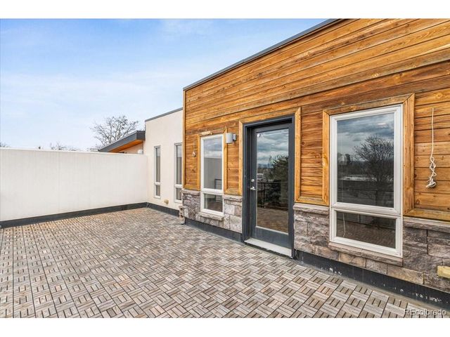 2930 S Lincoln St, Englewood, CO 80113