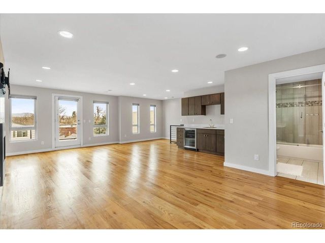 2930 S Lincoln St, Englewood, CO 80113