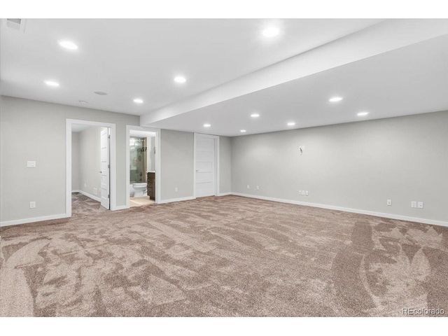 2930 S Lincoln St, Englewood, CO 80113