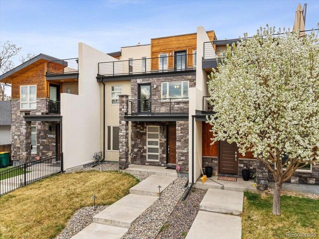 2930 S Lincoln St, Englewood, CO 80113