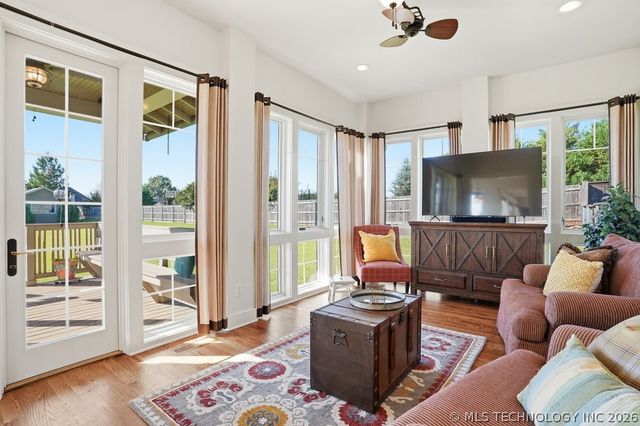 418 E 111th Street S, Jenks, OK 74037