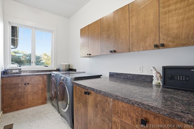 418 E 111th Street S, Jenks, OK 74037