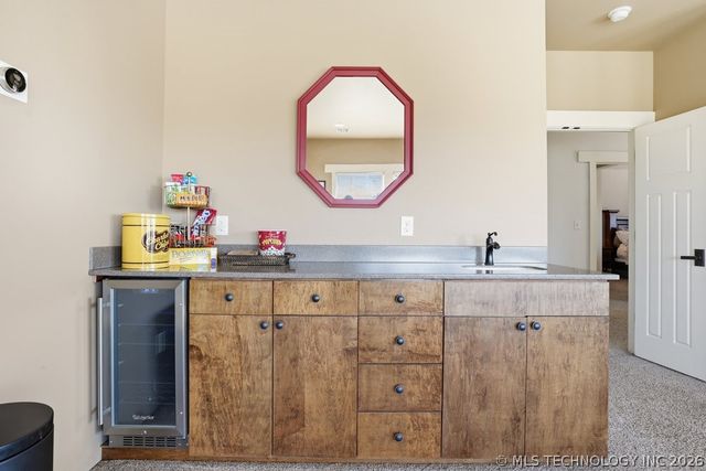 418 E 111th Street S, Jenks, OK 74037