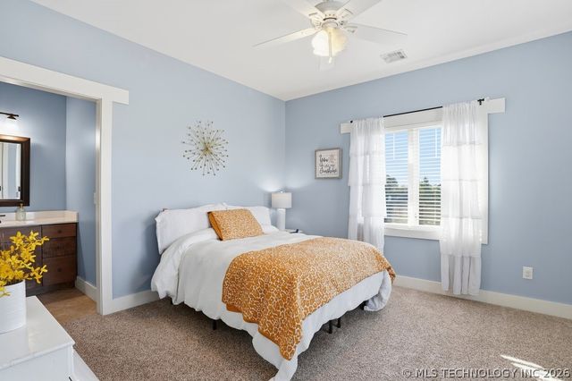 418 E 111th Street S, Jenks, OK 74037