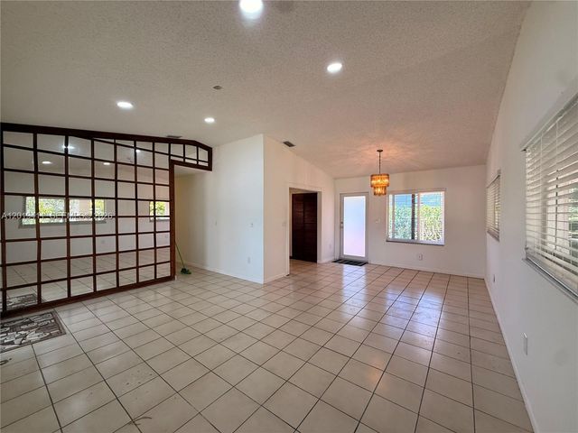 35760 SW 186th Ave, Homestead, FL 33034