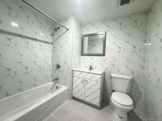 70-40 45th Avenue 3c, Woodside, NY 11377