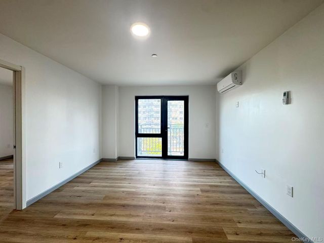 70-40 45th Avenue 3c, Woodside, NY 11377