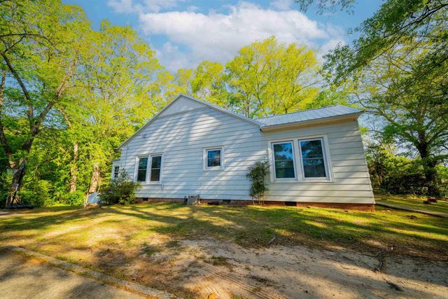 458 Cash Road, Camden, AR 71701