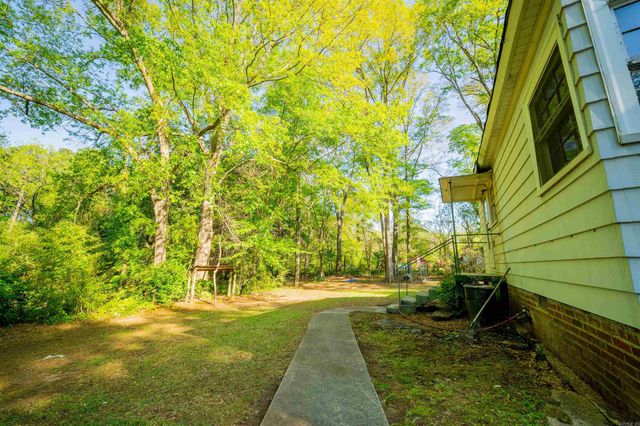 458 Cash Road, Camden, AR 71701