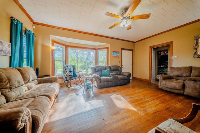 458 Cash Road, Camden, AR 71701