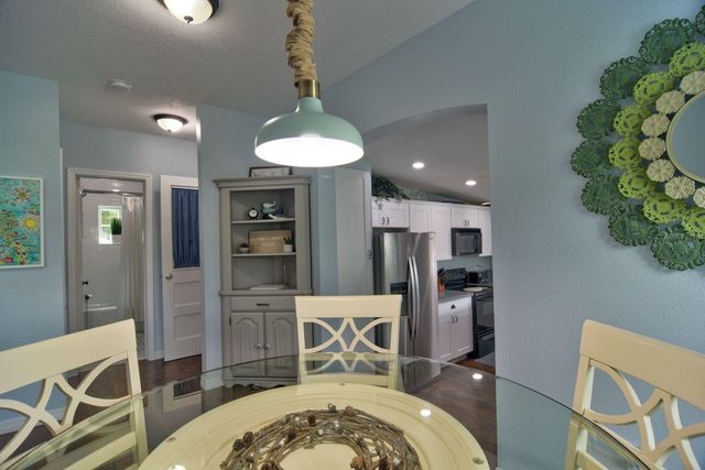 318 34TH STREET W, Bradenton, FL 34205
