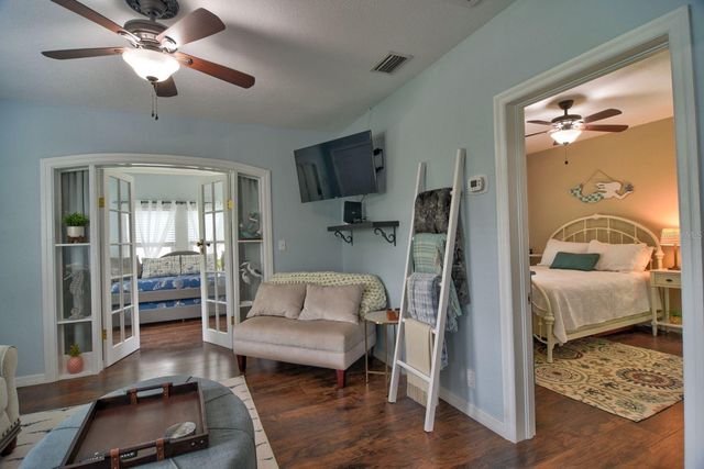 318 34TH STREET W, Bradenton, FL 34205
