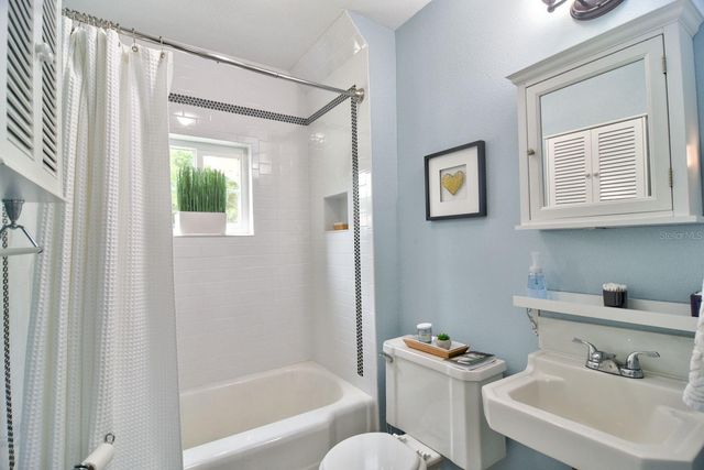 318 34TH STREET W, Bradenton, FL 34205