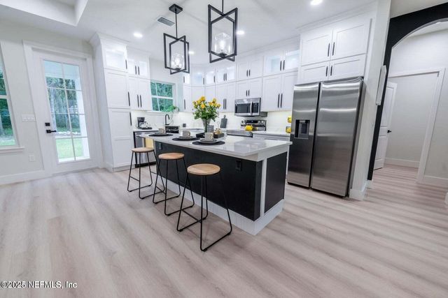 877 S PARKER Street, Starke, FL 32091