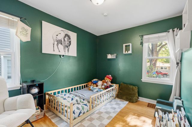 2825 Kentucky Avenue S, Saint Louis Park, MN 55426