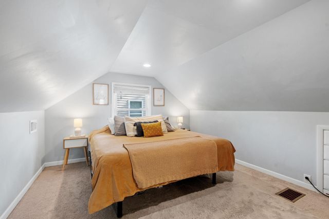 2825 Kentucky Avenue S, Saint Louis Park, MN 55426