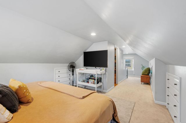 2825 Kentucky Avenue S, Saint Louis Park, MN 55426