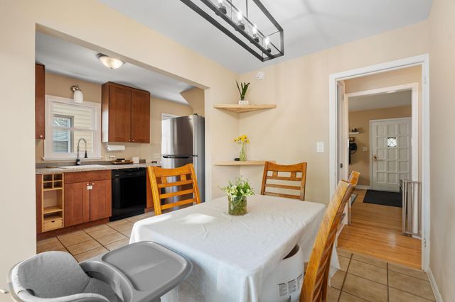 2825 Kentucky Avenue S, Saint Louis Park, MN 55426