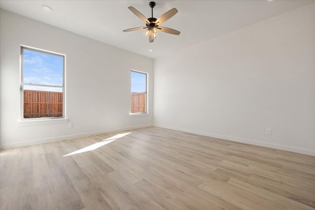 2912 Sunflower Avenue, Wolfforth, TX 79382