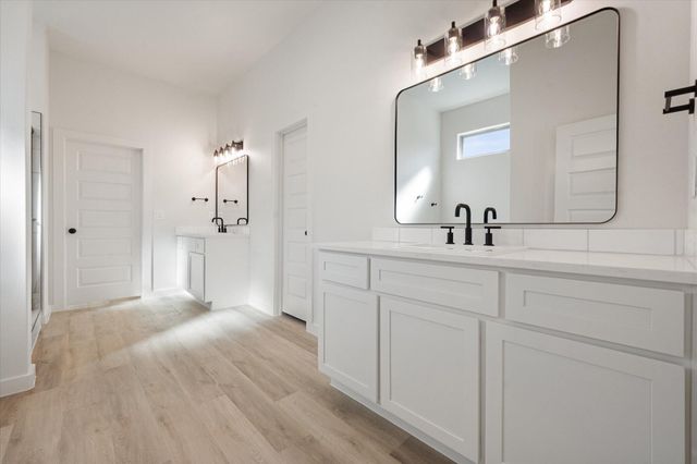 2912 Sunflower Avenue, Wolfforth, TX 79382