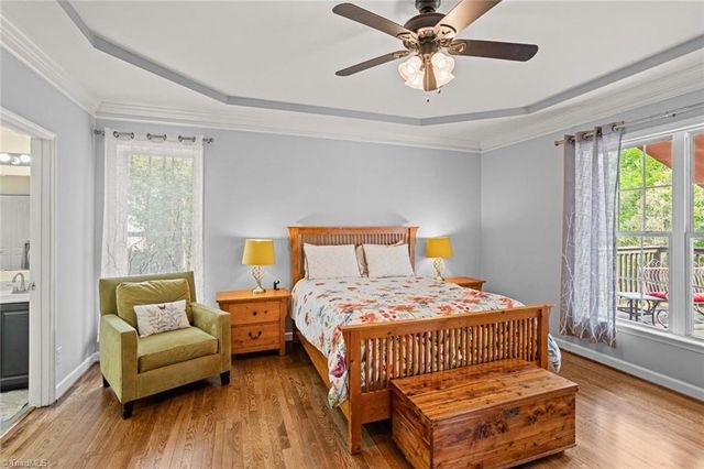 290 Greenturf Drive, Winston-salem, NC 27107