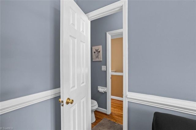 290 Greenturf Drive, Winston-salem, NC 27107