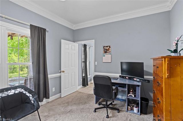 290 Greenturf Drive, Winston-salem, NC 27107