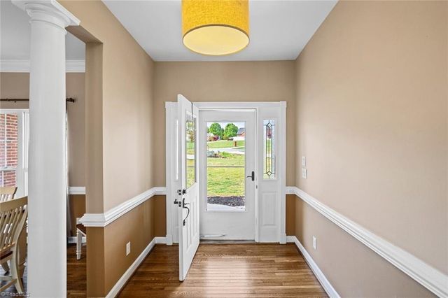 290 Greenturf Drive, Winston-salem, NC 27107
