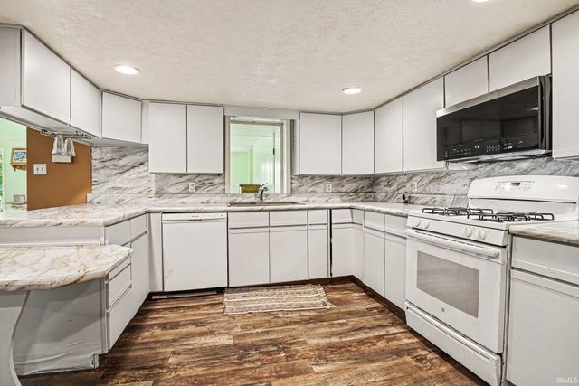 64622 County Road 33, Goshen, IN 46526