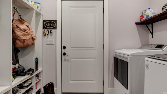 6205 W Lincoln Streets, Richland, IN 47634