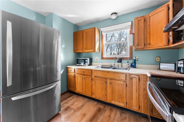 56 Warwick Street, East Providence, RI 02914