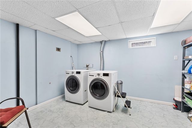 56 Warwick Street, East Providence, RI 02914