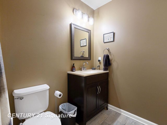 279 Valley Stream Drive, Holly Twp, MI 48442