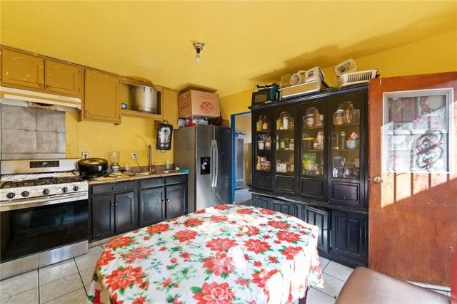 1626 E 87th, Los Angeles, CA 90002