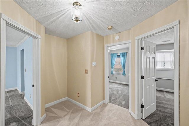 901 Woodglen Court, Lexington, KY 40515