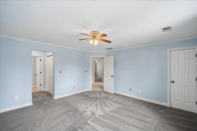 901 Woodglen Court, Lexington, KY 40515