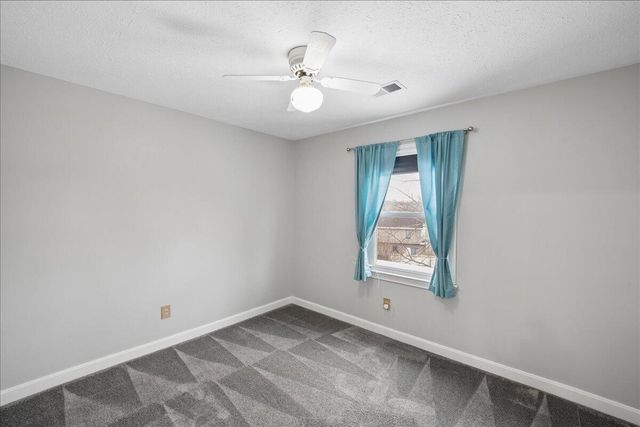 901 Woodglen Court, Lexington, KY 40515