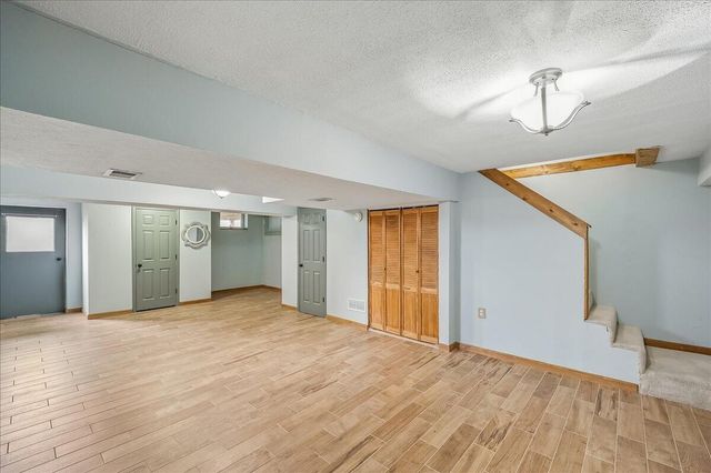 901 Woodglen Court, Lexington, KY 40515