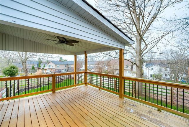 901 Woodglen Court, Lexington, KY 40515