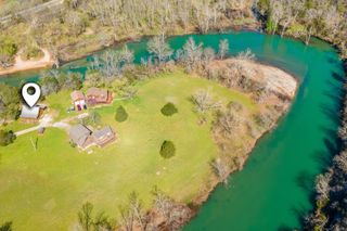 18114 Farm Road 2259, Eagle Rock, MO 65641