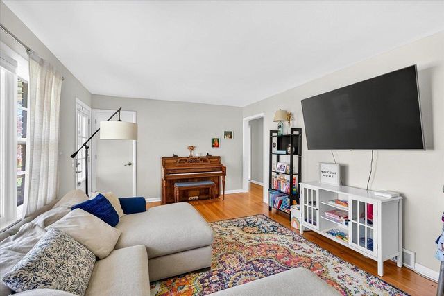 429 S Midvale Boulevard, Madison, WI 53711