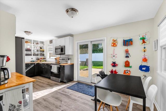429 S Midvale Boulevard, Madison, WI 53711