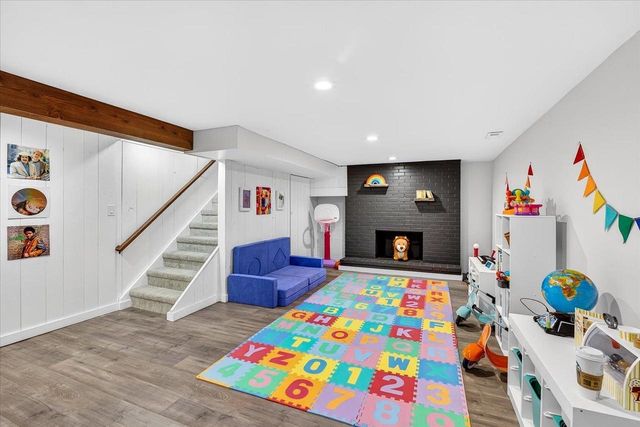 429 S Midvale Boulevard, Madison, WI 53711